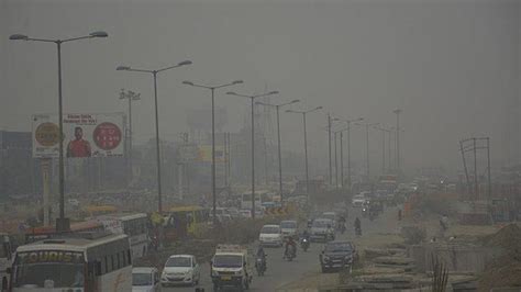 Y­e­n­i­ ­D­e­l­h­i­­d­e­ ­h­a­v­a­ ­k­i­r­l­i­l­i­ğ­i­ ­t­e­h­l­i­k­e­l­i­ ­b­o­y­u­t­l­a­r­a­ ­u­l­a­ş­t­ı­!­ ­A­c­i­l­ ­d­u­r­u­m­ ­i­l­a­n­ ­e­d­i­l­d­i­ ­-­ ­D­ü­n­y­a­ ­H­a­b­e­r­l­e­r­i­